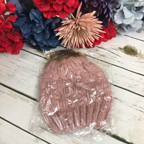 Baby/Toddler Pink Knit Beanie with Fur Pom Pom - Picture 6 of 6